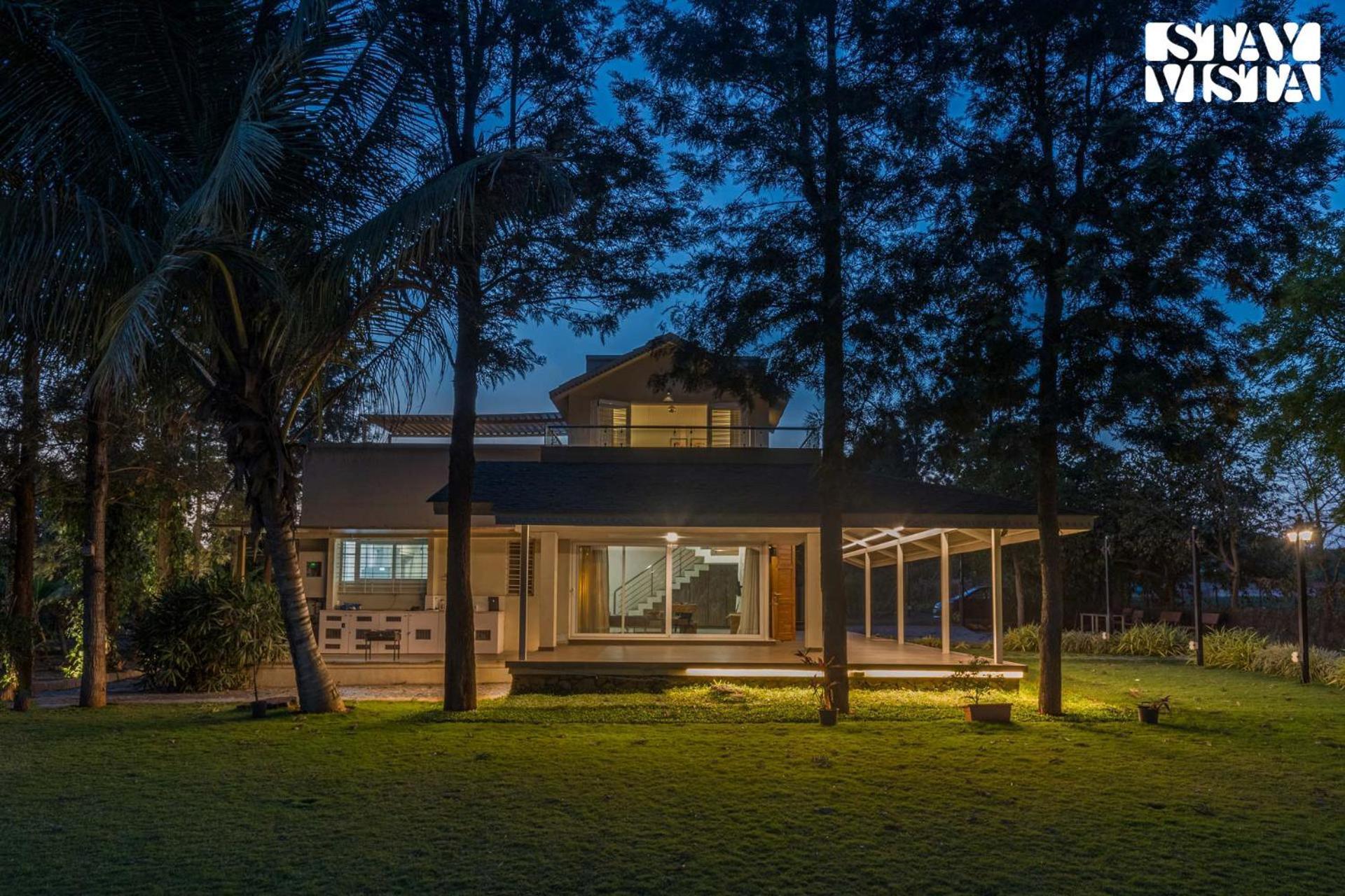 Stayvista'S Silver Grove - Serene Haven With Expansive Lawn & Terrace Насик Экстерьер фото